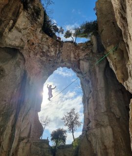 What an unreal location! The Grotta dell'Edera in Finale Ligure. Here a few pictures as teaser - a video will follow soon. 
Slackliners: @tijmenvd @tobiaskh @samuelvolery @4xel_weber 
Slacklines: 15m LSDTube & 12m Traveler Line (with top rope safety - the traveler line must never be used as highline!)
#slackline #highline #slacklife #grottadelledera #finaleligure #balance #cave #juggling #hammock